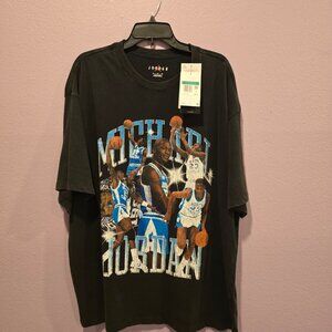 NIKE AIR JORDAN FLIGHT ESSENTIALS Oversized Tee BLACK (HQ8940 010) XL